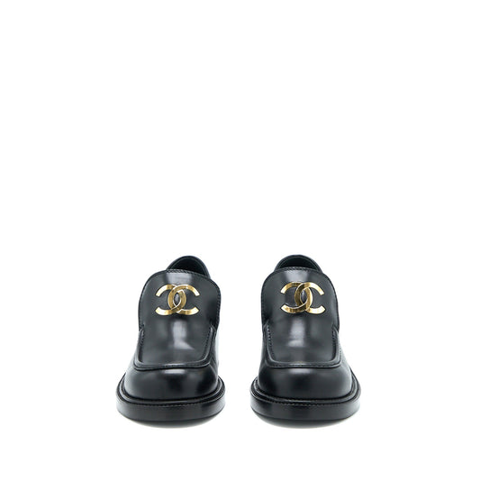 Chanel 22K Size 38 Loafer Leather Black GHW